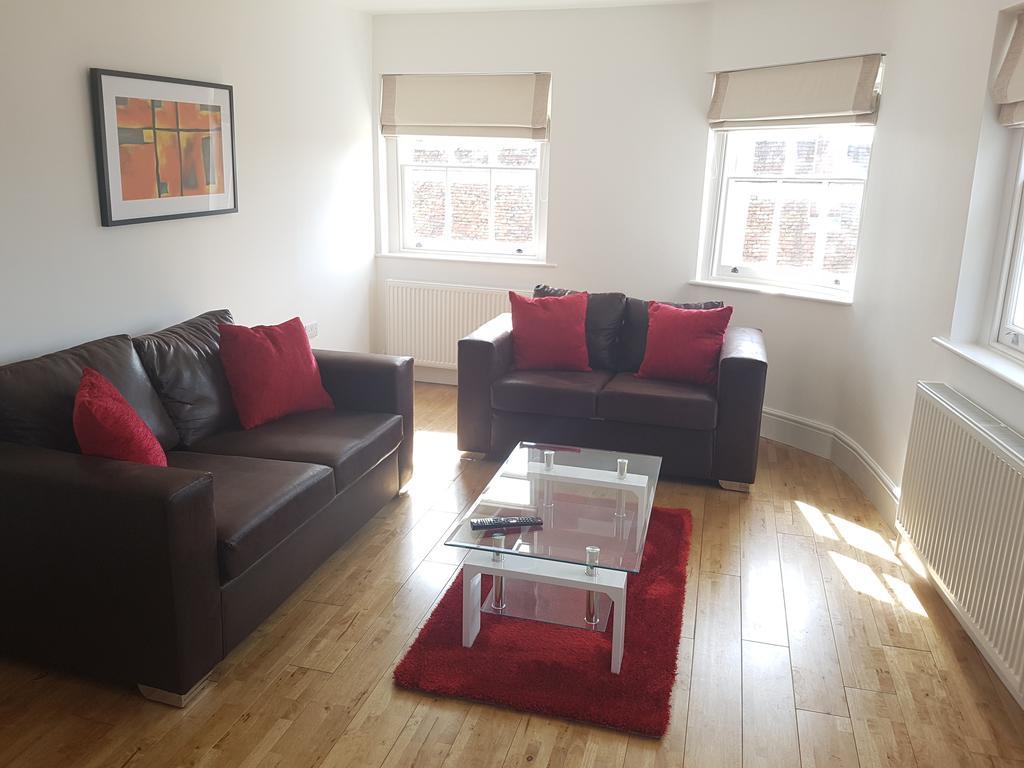 Andover Apartments Bagian luar foto